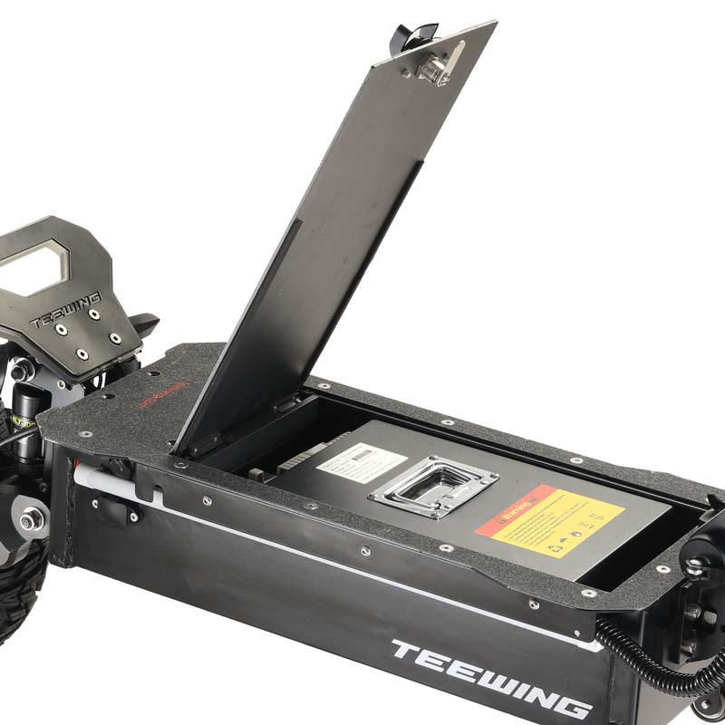 Removable Lithium Battery of Teewing Z4 Pro foldable electric scooter
